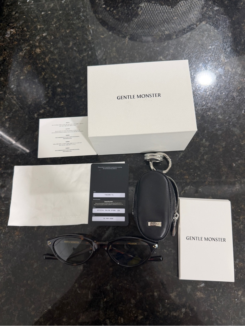 GENTLE MONSTER Foldable Sunglasses